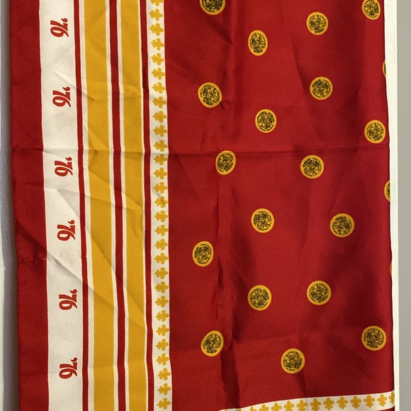 G.L. Harvale & Co Women’s ‘76 Scarf - Picture 5 of 8